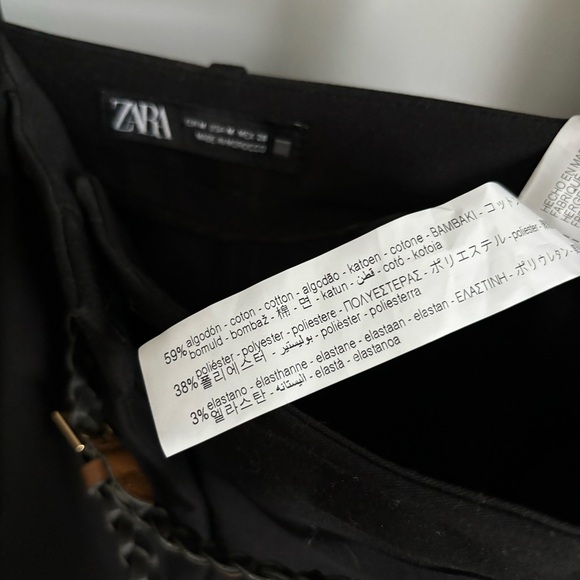 ZARA - PLEATED DRESS SHORTS - Picture 3 of 4